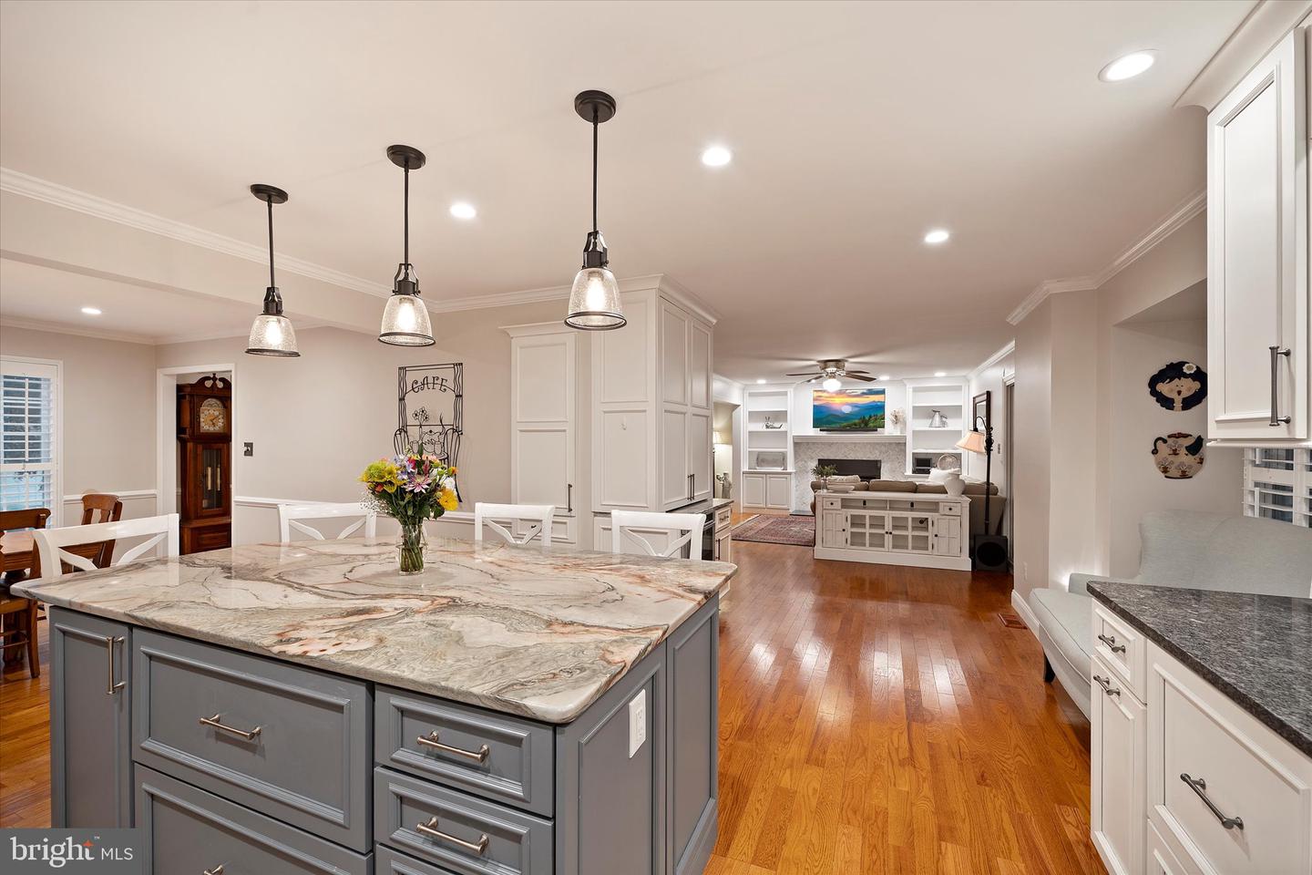 13768 LAUREL ROCK DR, CLIFTON, Virginia 20124, 4 Bedrooms Bedrooms, ,3 BathroomsBathrooms,Residential,For sale,13768 LAUREL ROCK DR,VAFX2253868 MLS # VAFX2253868