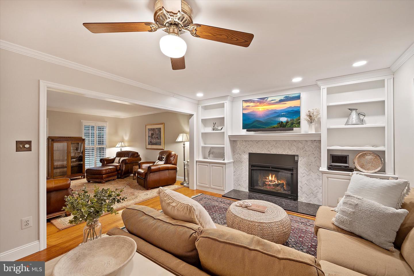 13768 LAUREL ROCK DR, CLIFTON, Virginia 20124, 4 Bedrooms Bedrooms, ,3 BathroomsBathrooms,Residential,For sale,13768 LAUREL ROCK DR,VAFX2253868 MLS # VAFX2253868