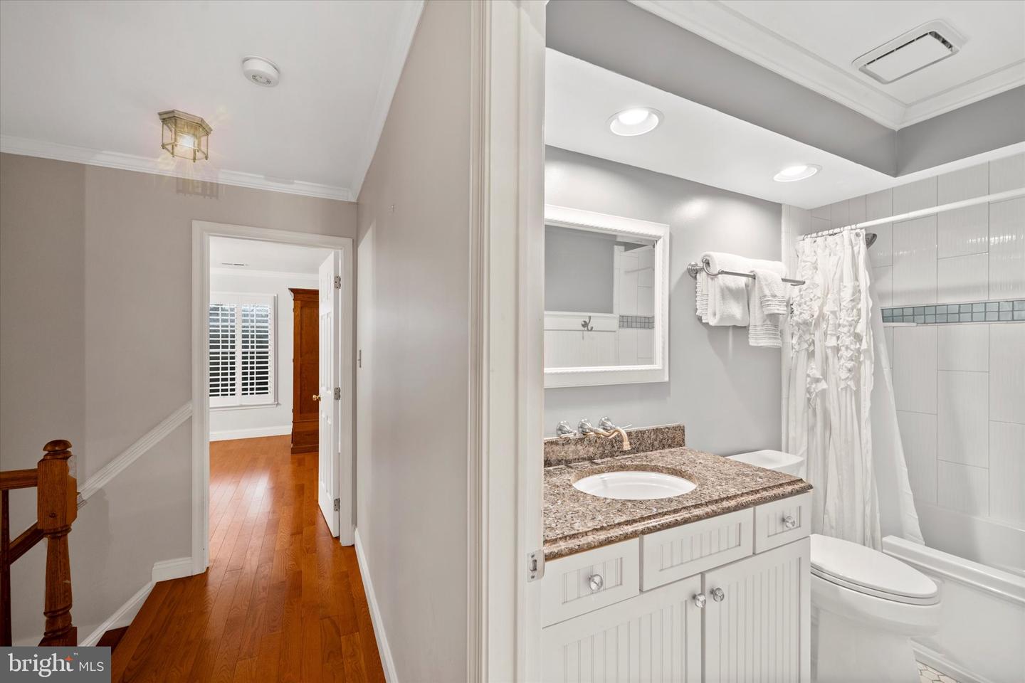 13768 LAUREL ROCK DR, CLIFTON, Virginia 20124, 4 Bedrooms Bedrooms, ,3 BathroomsBathrooms,Residential,For sale,13768 LAUREL ROCK DR,VAFX2253868 MLS # VAFX2253868
