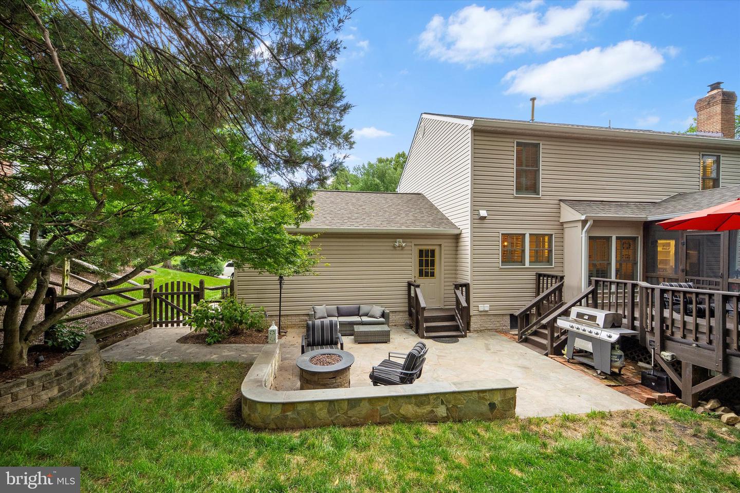 13768 LAUREL ROCK DR, CLIFTON, Virginia 20124, 4 Bedrooms Bedrooms, ,3 BathroomsBathrooms,Residential,For sale,13768 LAUREL ROCK DR,VAFX2253868 MLS # VAFX2253868