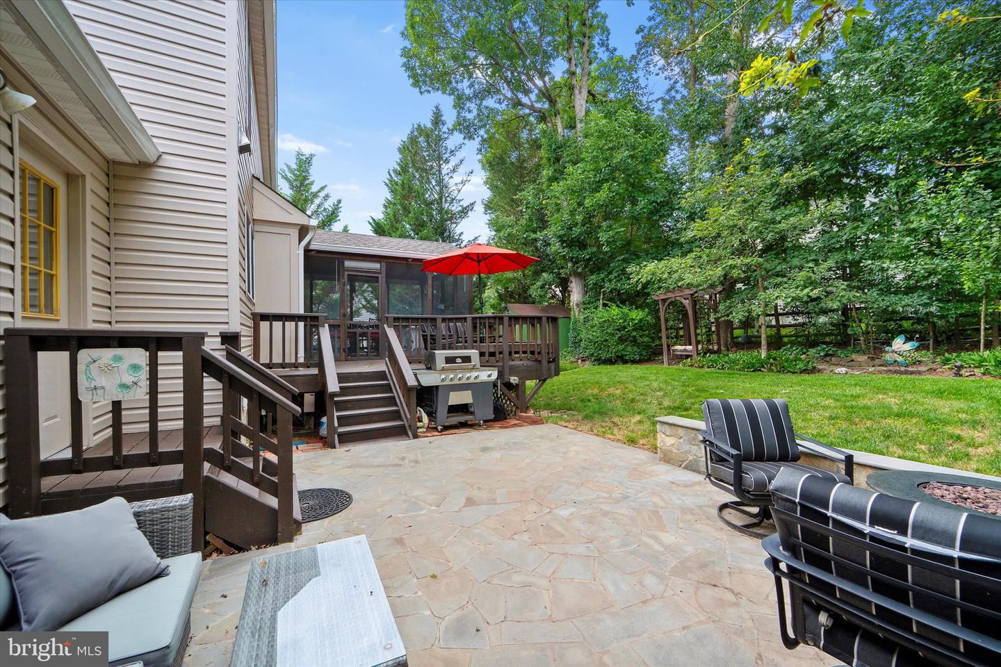 13768 LAUREL ROCK DR, CLIFTON, Virginia 20124, 4 Bedrooms Bedrooms, ,3 BathroomsBathrooms,Residential,For sale,13768 LAUREL ROCK DR,VAFX2253868 MLS # VAFX2253868