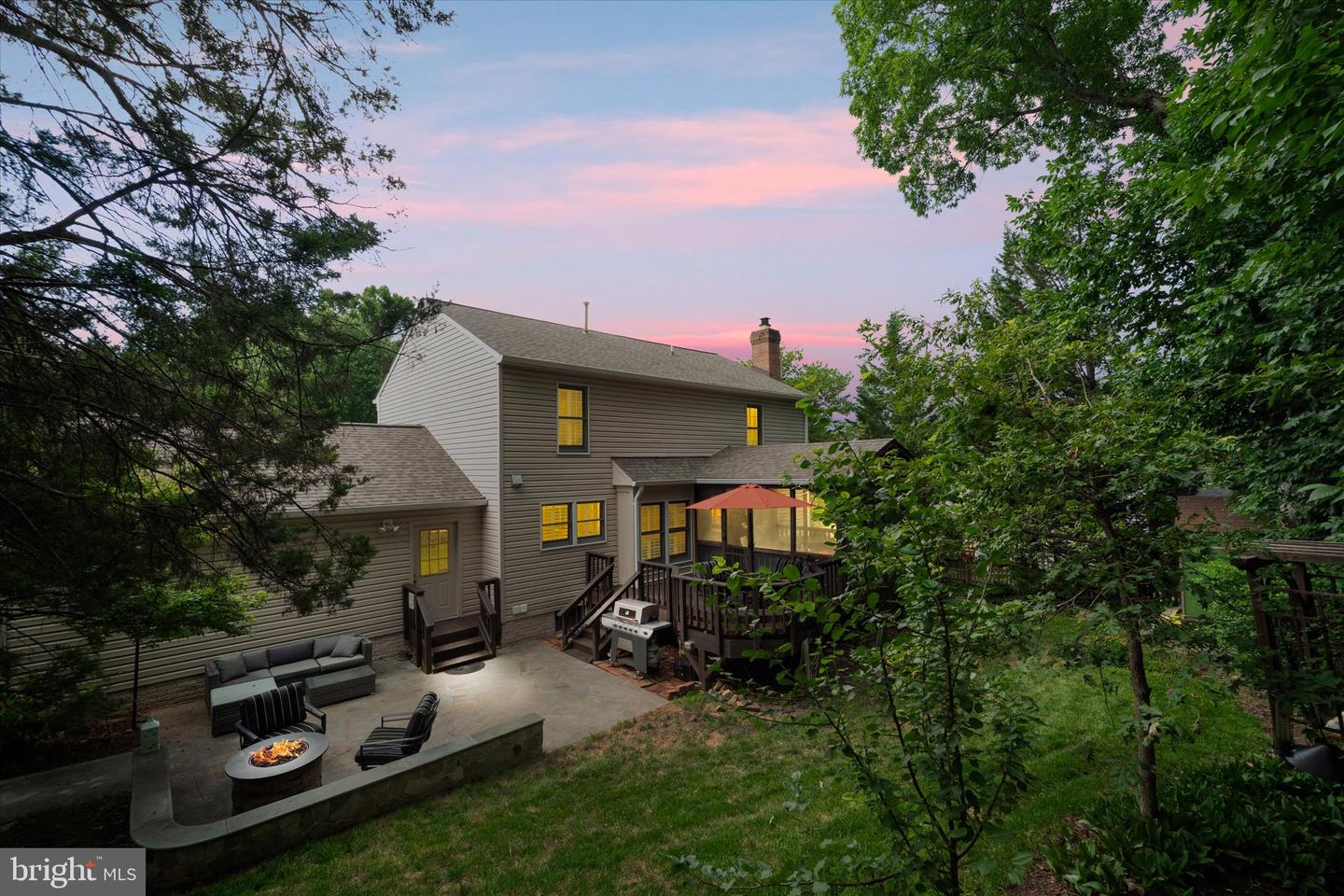 13768 LAUREL ROCK DR, CLIFTON, Virginia 20124, 4 Bedrooms Bedrooms, ,3 BathroomsBathrooms,Residential,For sale,13768 LAUREL ROCK DR,VAFX2253868 MLS # VAFX2253868
