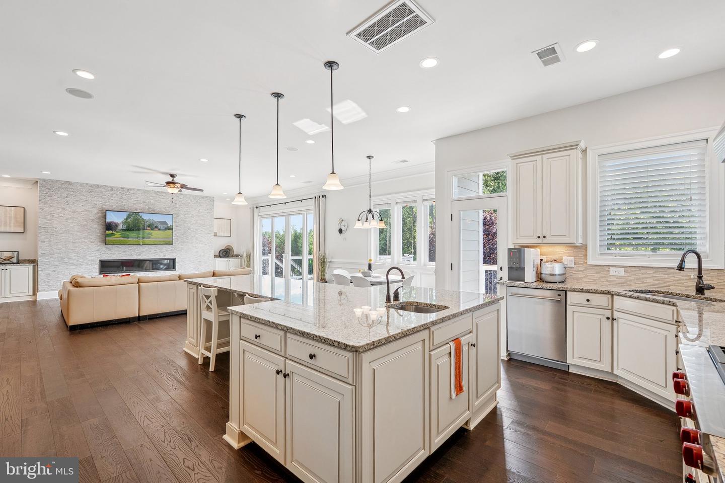 22979 HOMESTEAD LANDING CT, ASHBURN, Virginia 20148, 4 Bedrooms Bedrooms, ,4 BathroomsBathrooms,Residential,For sale,22979 HOMESTEAD LANDING CT,VALO2101466 MLS # VALO2101466