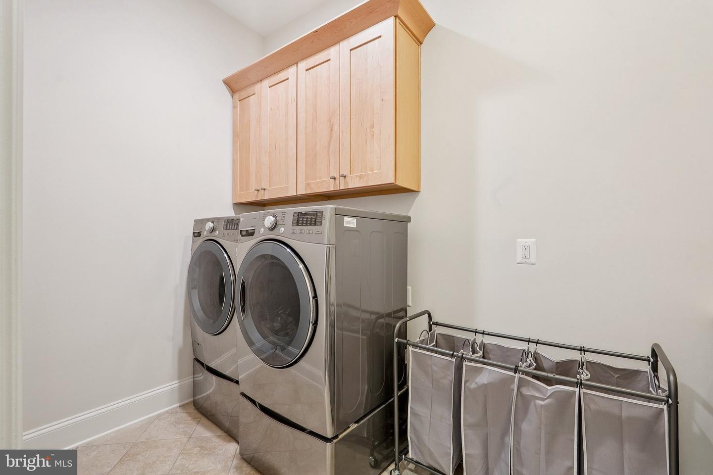 22979 HOMESTEAD LANDING CT, ASHBURN, Virginia 20148, 4 Bedrooms Bedrooms, ,4 BathroomsBathrooms,Residential,For sale,22979 HOMESTEAD LANDING CT,VALO2101466 MLS # VALO2101466