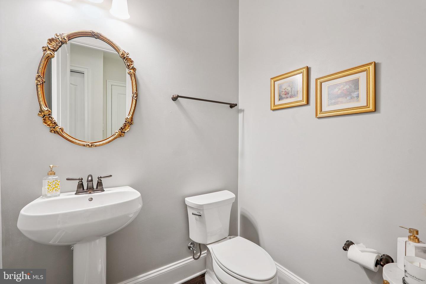 22979 HOMESTEAD LANDING CT, ASHBURN, Virginia 20148, 4 Bedrooms Bedrooms, ,4 BathroomsBathrooms,Residential,For sale,22979 HOMESTEAD LANDING CT,VALO2101466 MLS # VALO2101466
