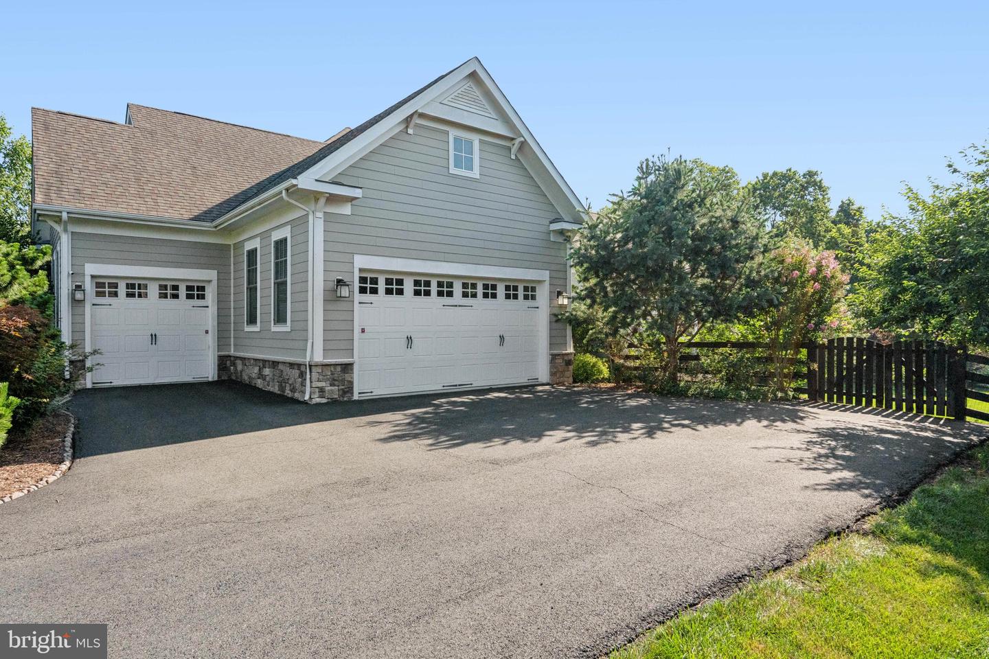 22979 HOMESTEAD LANDING CT, ASHBURN, Virginia 20148, 4 Bedrooms Bedrooms, ,4 BathroomsBathrooms,Residential,For sale,22979 HOMESTEAD LANDING CT,VALO2101466 MLS # VALO2101466