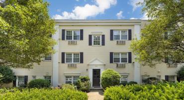 2305 FARRINGTON AVE #203, ALEXANDRIA, Virginia 22303, 2 Bedrooms Bedrooms, ,1 BathroomBathrooms,Residential,For sale,2305 FARRINGTON AVE #203,VAFX2253706 MLS # VAFX2253706