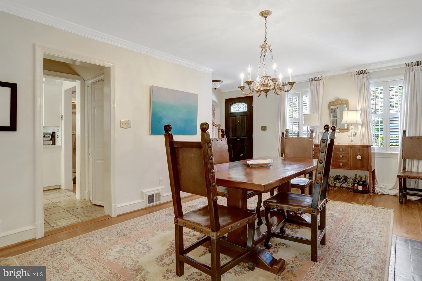 1114 N HARRISON ST, ARLINGTON, Virginia 22205, 4 Bedrooms Bedrooms, ,2 BathroomsBathrooms,Residential,For sale,1114 N HARRISON ST,VAAR2060326 MLS # VAAR2060326
