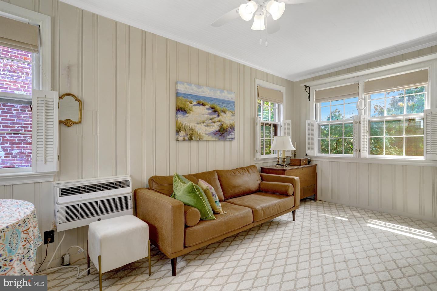 1114 N HARRISON ST, ARLINGTON, Virginia 22205, 4 Bedrooms Bedrooms, ,2 BathroomsBathrooms,Residential,For sale,1114 N HARRISON ST,VAAR2060326 MLS # VAAR2060326
