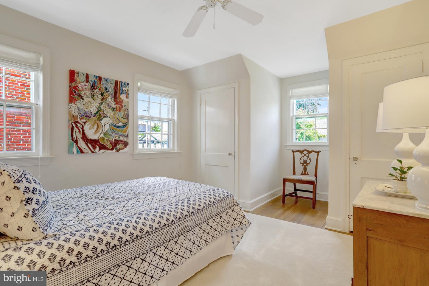 1114 N HARRISON ST, ARLINGTON, Virginia 22205, 4 Bedrooms Bedrooms, ,2 BathroomsBathrooms,Residential,For sale,1114 N HARRISON ST,VAAR2060326 MLS # VAAR2060326