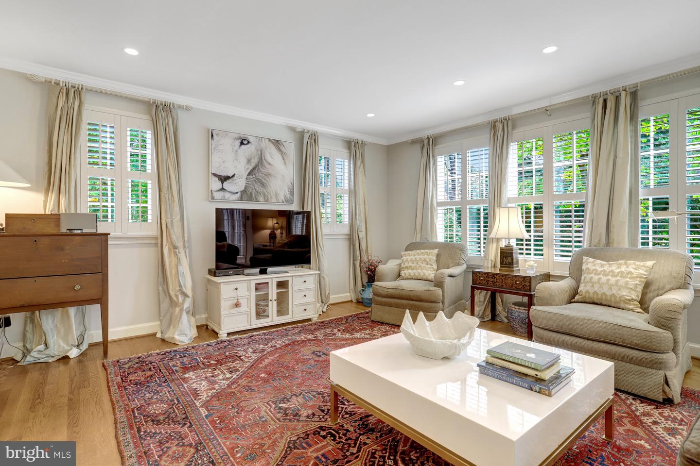 1114 N HARRISON ST, ARLINGTON, Virginia 22205, 4 Bedrooms Bedrooms, ,2 BathroomsBathrooms,Residential,For sale,1114 N HARRISON ST,VAAR2060326 MLS # VAAR2060326