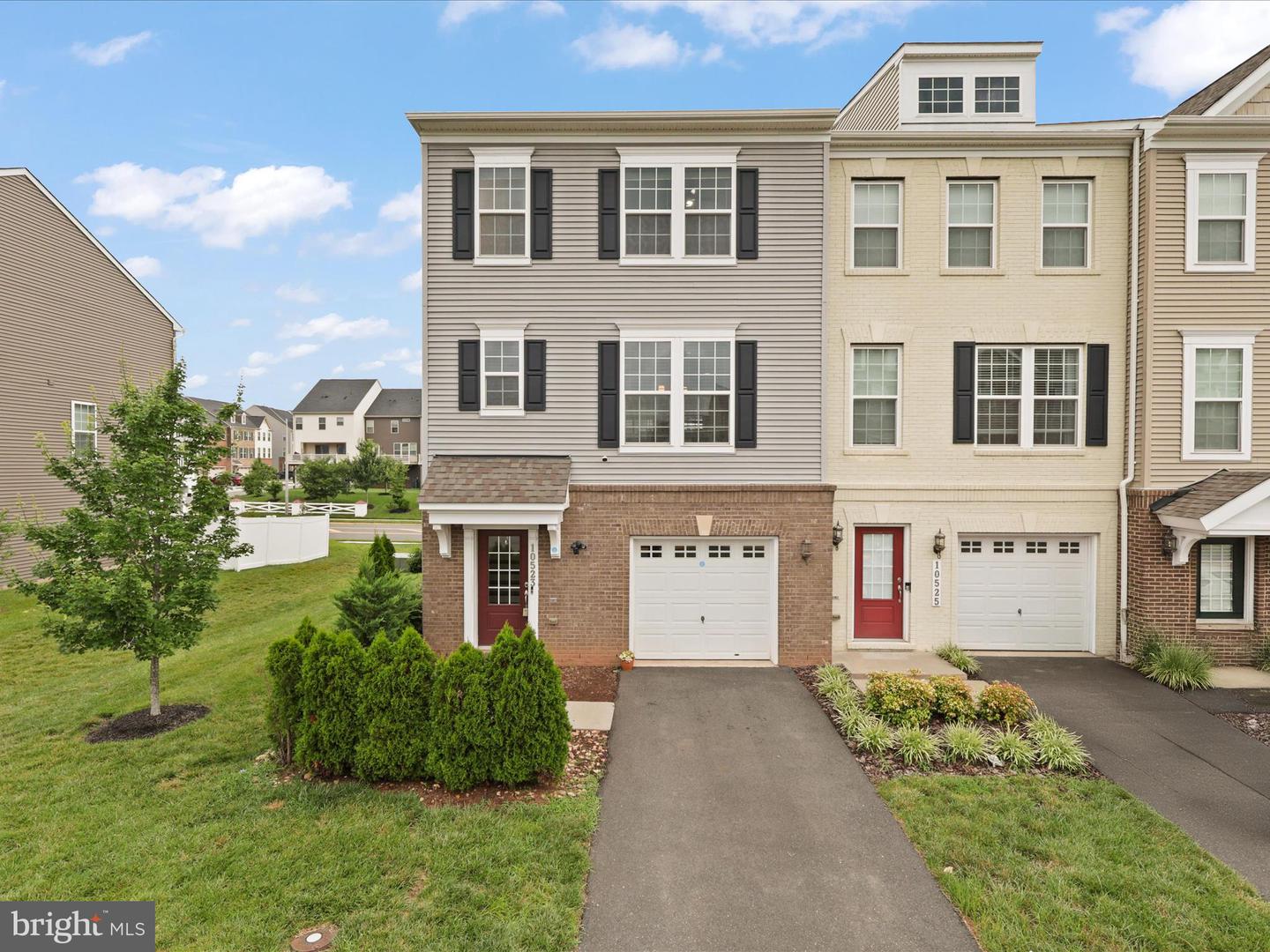 10523 HINTON WAY, MANASSAS, Virginia 20112, 3 Bedrooms Bedrooms, ,3 BathroomsBathrooms,Residential,For sale,10523 HINTON WAY,VAPW2098720 MLS # VAPW2098720