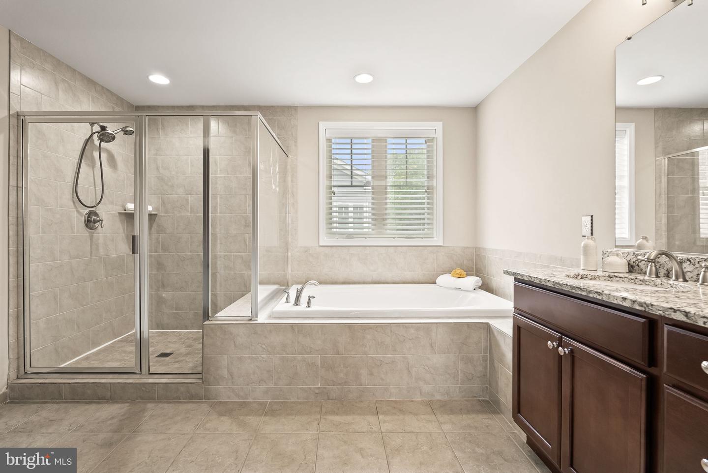 4798 VIRGINIA ST, ALEXANDRIA, Virginia 22312, 5 Bedrooms Bedrooms, ,5 BathroomsBathrooms,Residential,For sale,4798 VIRGINIA ST,VAFX2254138 MLS # VAFX2254138