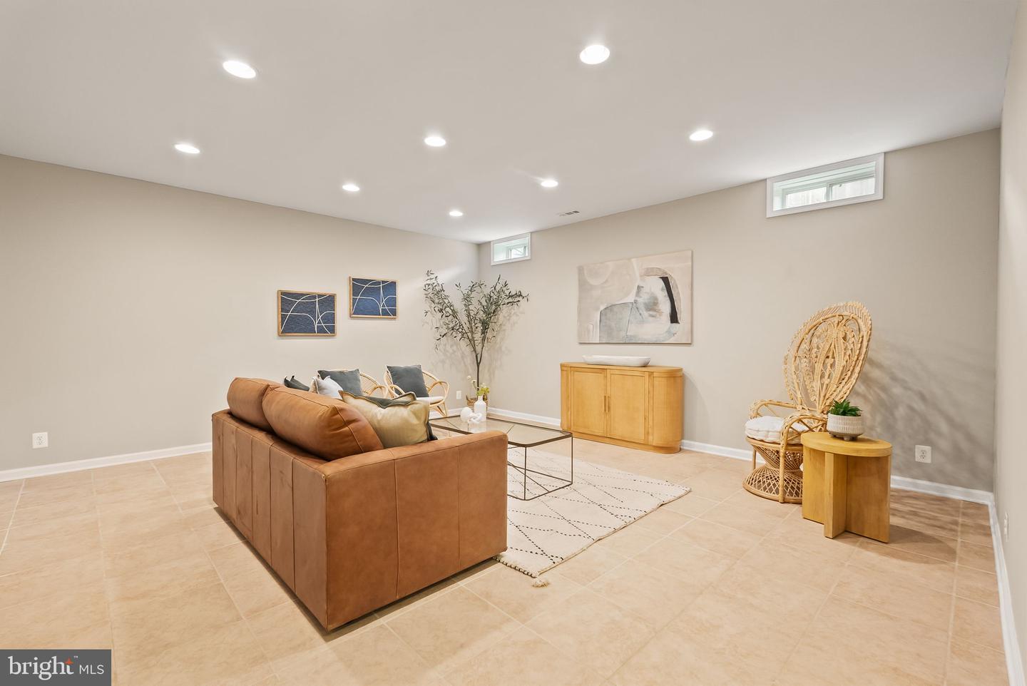 4798 VIRGINIA ST, ALEXANDRIA, Virginia 22312, 5 Bedrooms Bedrooms, ,5 BathroomsBathrooms,Residential,For sale,4798 VIRGINIA ST,VAFX2254138 MLS # VAFX2254138