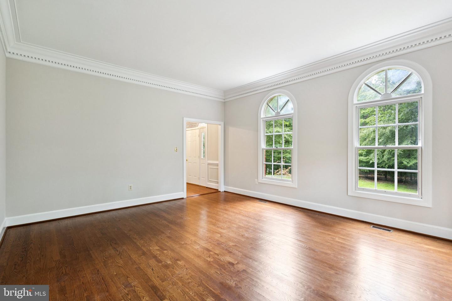 7505 WILLOWBROOK RD, FAIRFAX STATION, Virginia 22039, 5 Bedrooms Bedrooms, ,3 BathroomsBathrooms,Residential,For sale,7505 WILLOWBROOK RD,VAFX2254200 MLS # VAFX2254200