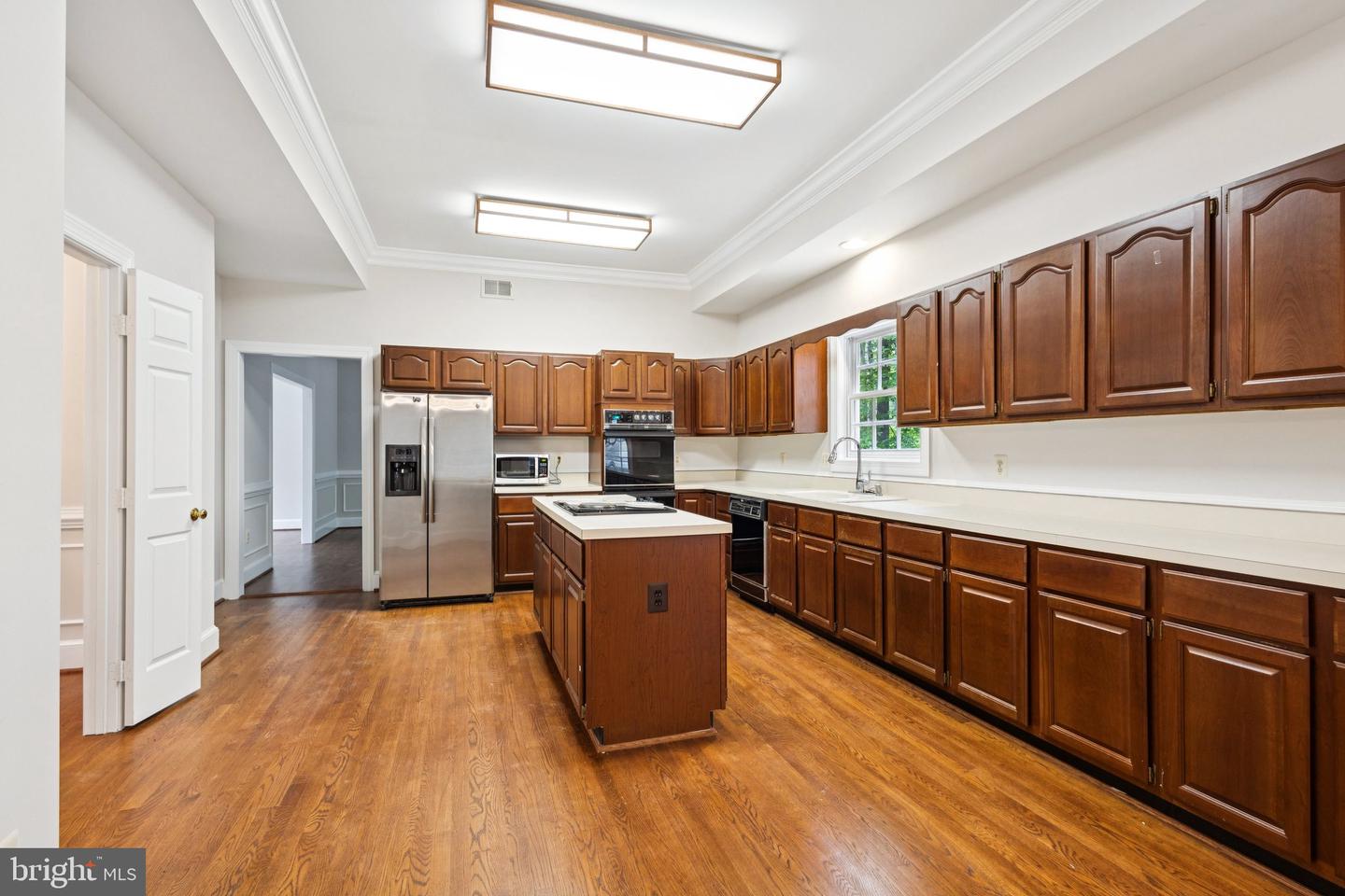 7505 WILLOWBROOK RD, FAIRFAX STATION, Virginia 22039, 5 Bedrooms Bedrooms, ,3 BathroomsBathrooms,Residential,For sale,7505 WILLOWBROOK RD,VAFX2254200 MLS # VAFX2254200