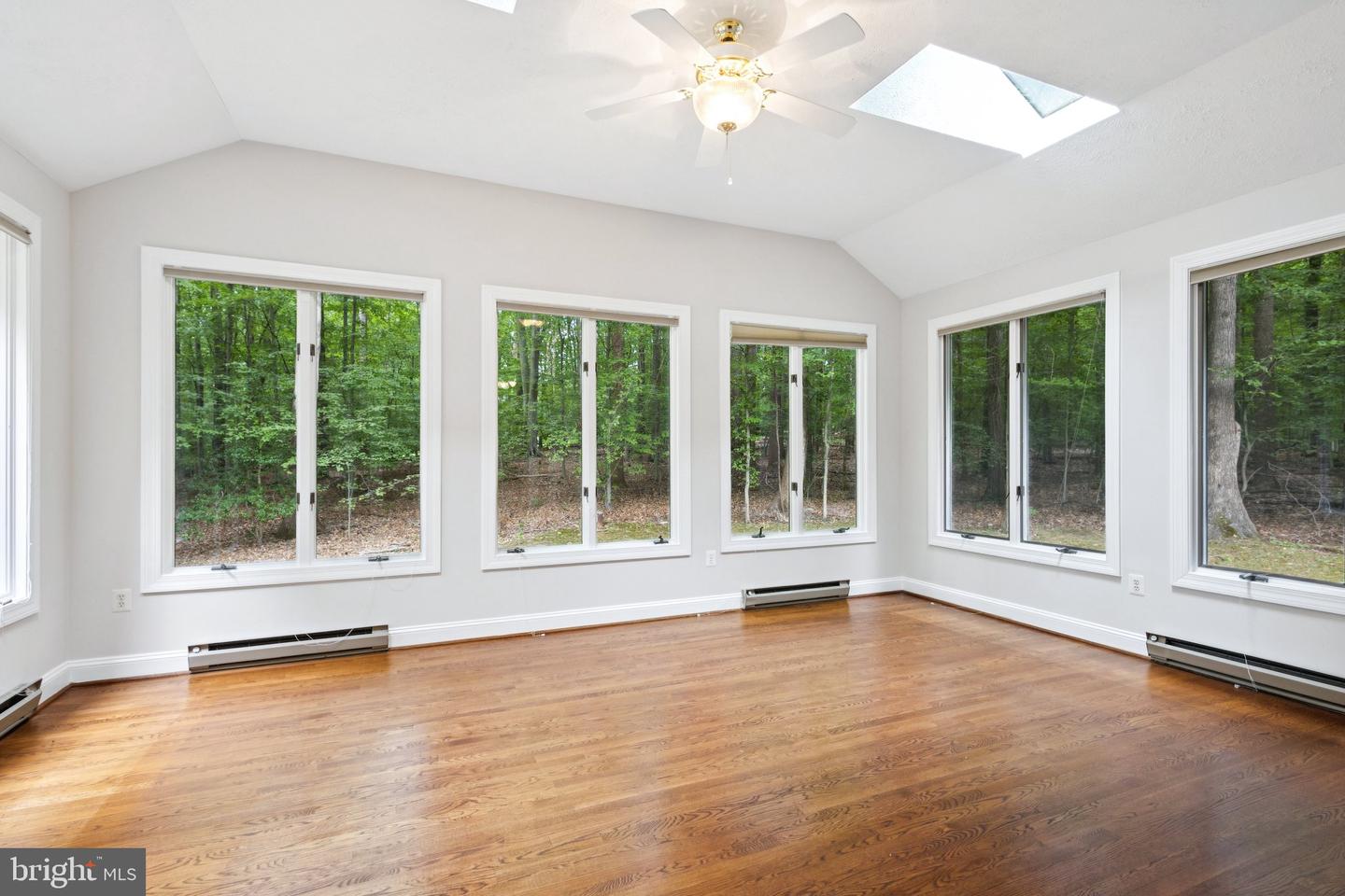7505 WILLOWBROOK RD, FAIRFAX STATION, Virginia 22039, 5 Bedrooms Bedrooms, ,3 BathroomsBathrooms,Residential,For sale,7505 WILLOWBROOK RD,VAFX2254200 MLS # VAFX2254200