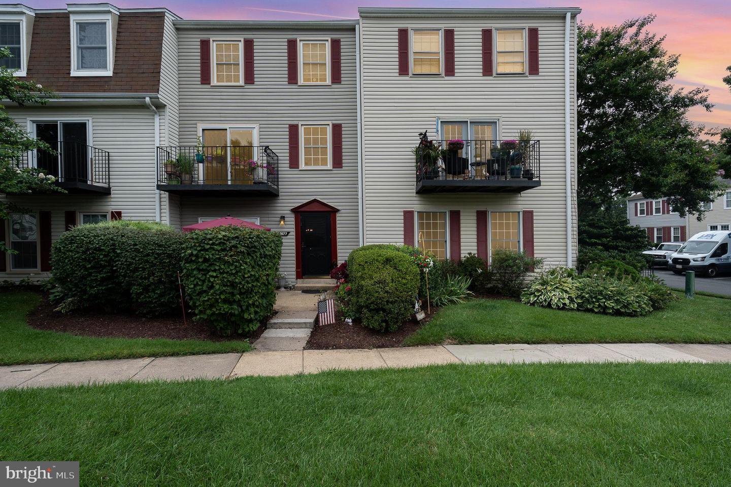 9177 BROKEN OAK PL, BURKE, Virginia 22015, 2 Bedrooms Bedrooms, ,2 BathroomsBathrooms,Residential,For sale,9177 BROKEN OAK PL,VAFX2253710 MLS # VAFX2253710