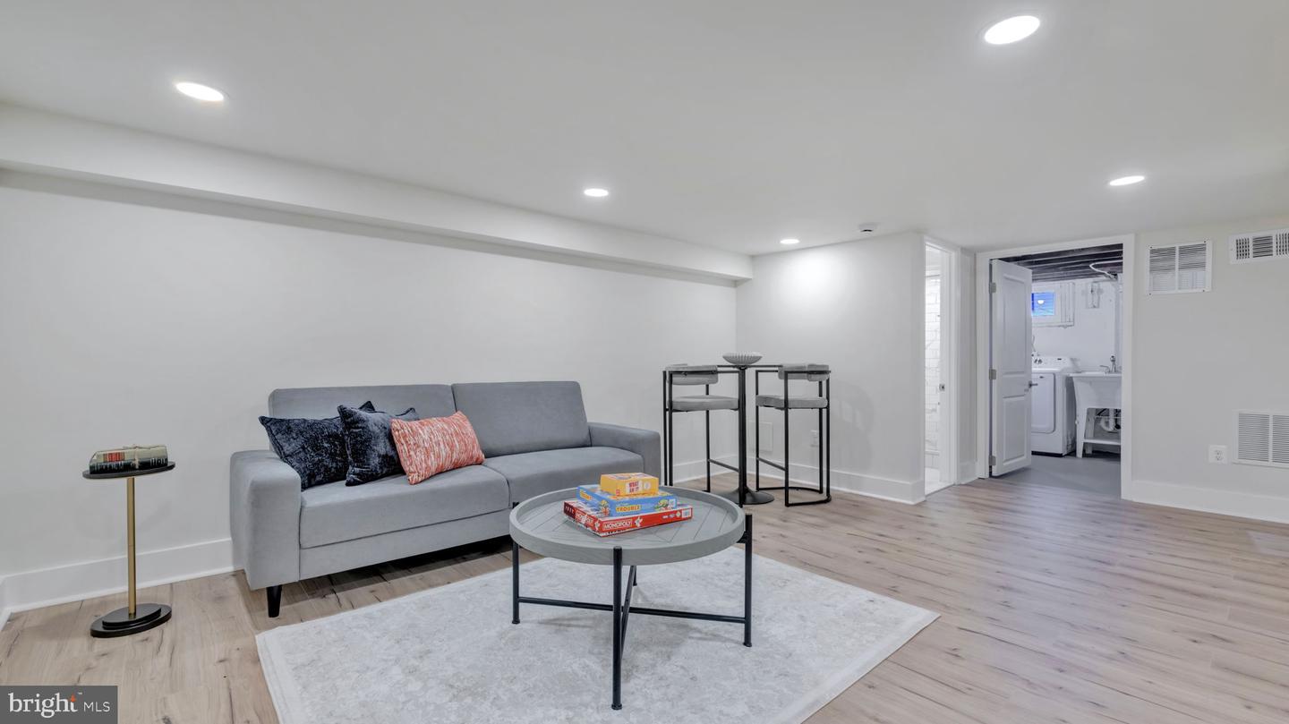 3346 BLAINE ST NE, WASHINGTON, District Of Columbia 20019, 3 Bedrooms Bedrooms, ,3 BathroomsBathrooms,Residential,For sale,3346 BLAINE ST NE,DCDC2209270 MLS # DCDC2209270