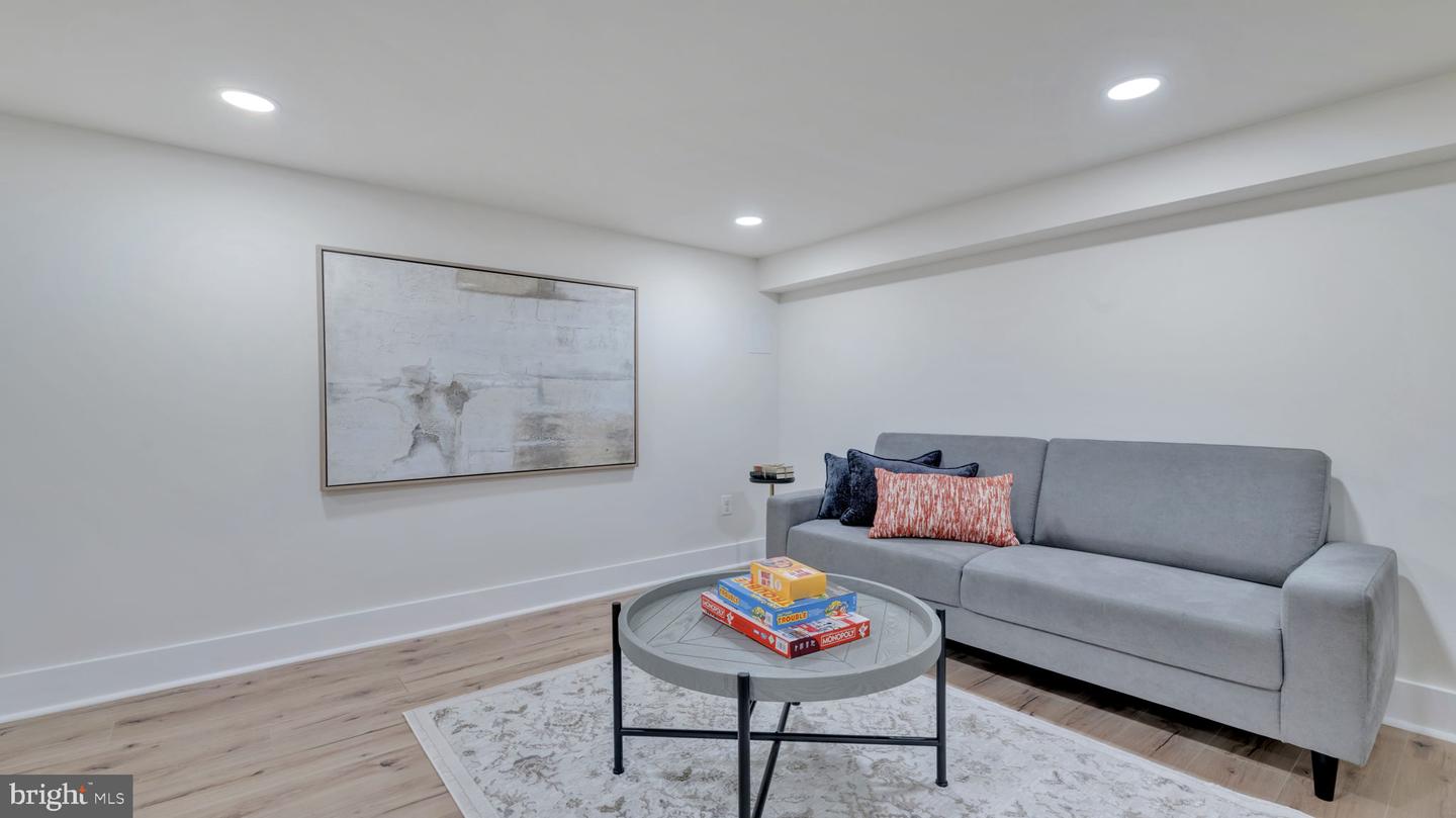 3346 BLAINE ST NE, WASHINGTON, District Of Columbia 20019, 3 Bedrooms Bedrooms, ,3 BathroomsBathrooms,Residential,For sale,3346 BLAINE ST NE,DCDC2209270 MLS # DCDC2209270