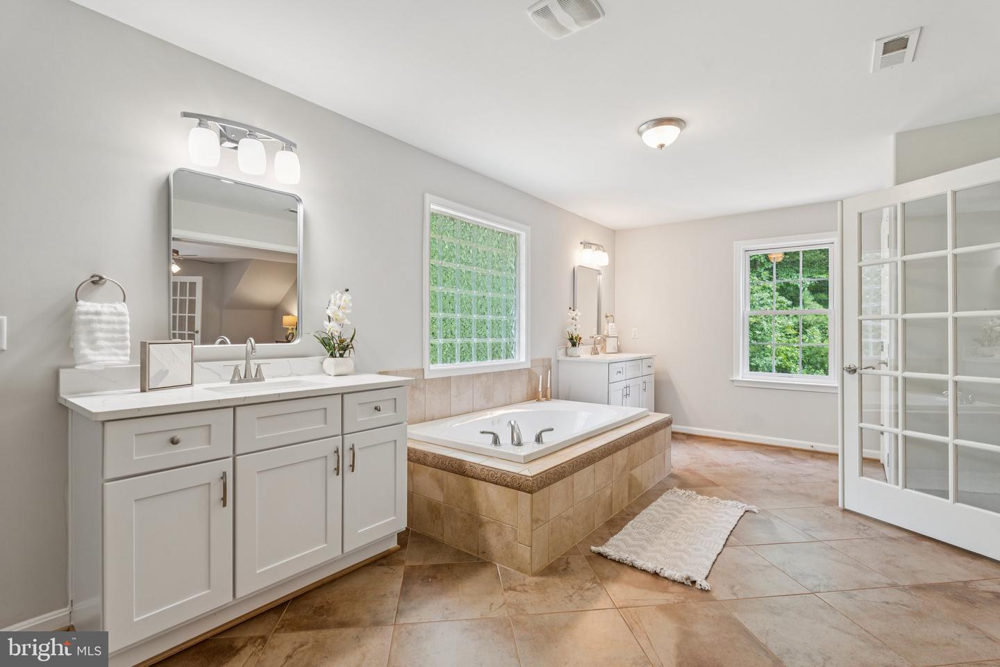 56 KINSLEY LN, FREDERICKSBURG, Virginia 22406, 4 Bedrooms Bedrooms, ,4 BathroomsBathrooms,Residential,For sale,56 KINSLEY LN,VAST2040594 MLS # VAST2040594