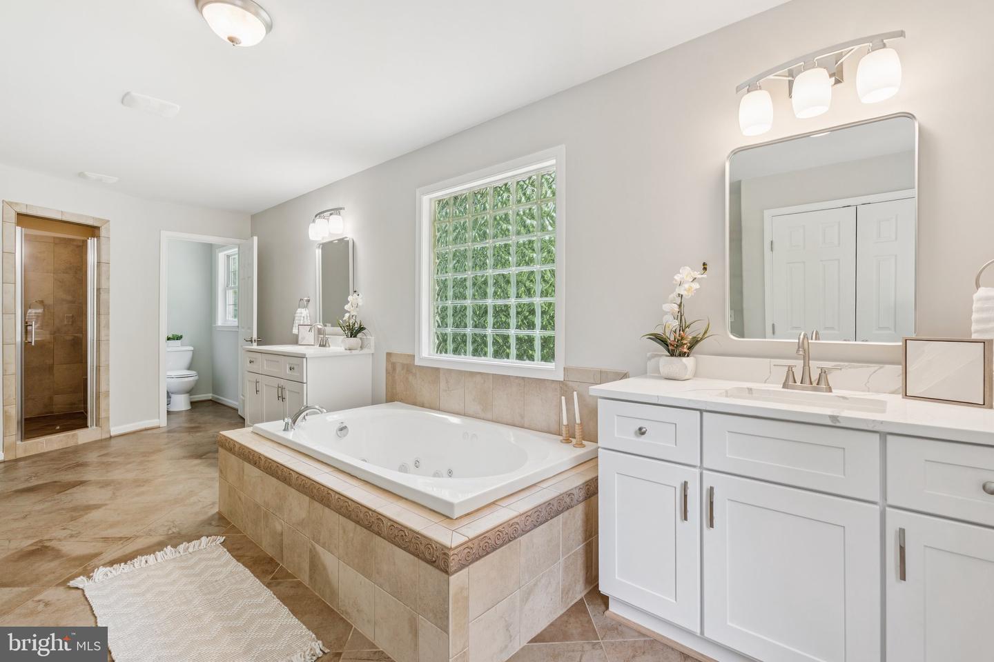 56 KINSLEY LN, FREDERICKSBURG, Virginia 22406, 4 Bedrooms Bedrooms, ,4 BathroomsBathrooms,Residential,For sale,56 KINSLEY LN,VAST2040594 MLS # VAST2040594
