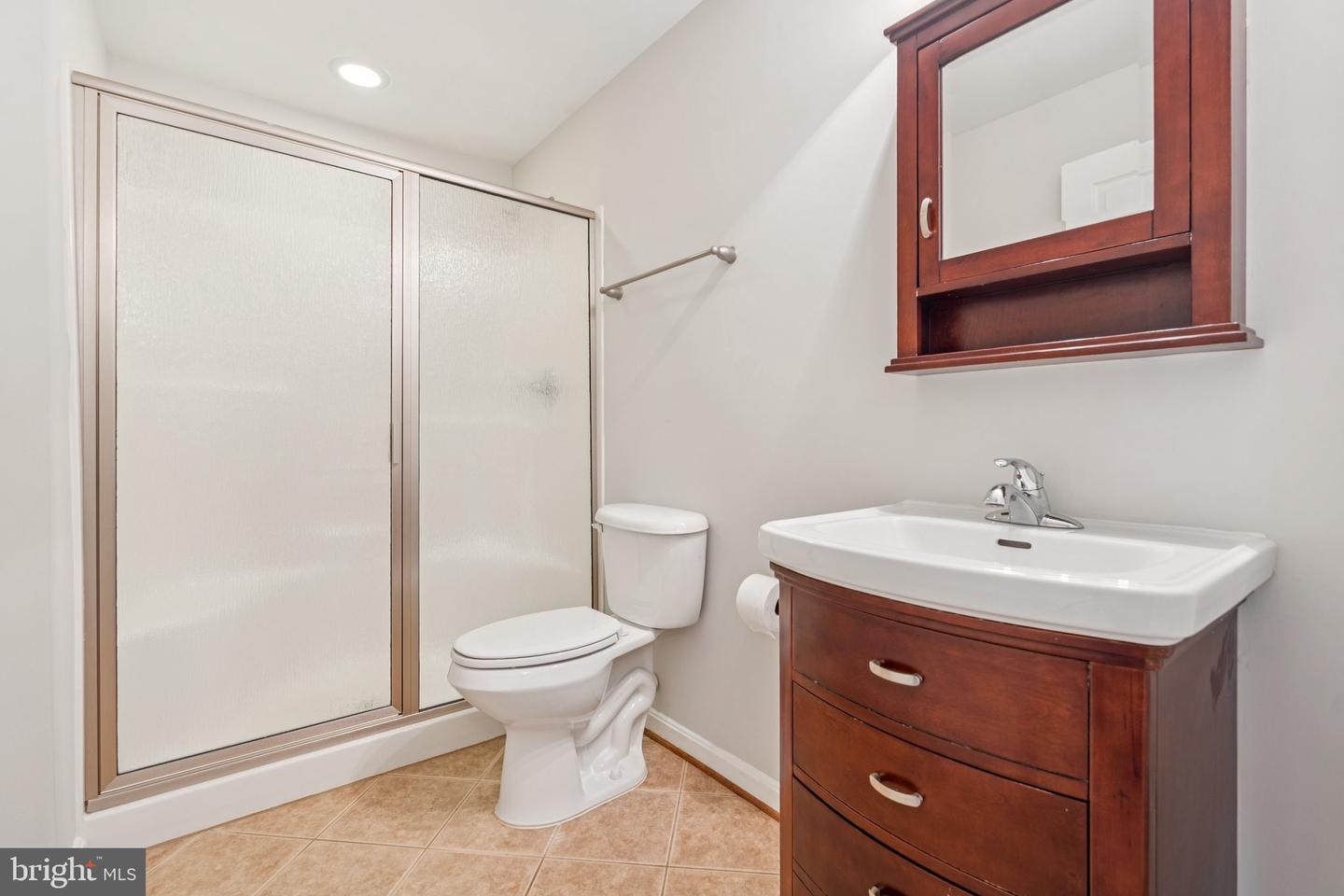 56 KINSLEY LN, FREDERICKSBURG, Virginia 22406, 4 Bedrooms Bedrooms, ,4 BathroomsBathrooms,Residential,For sale,56 KINSLEY LN,VAST2040594 MLS # VAST2040594