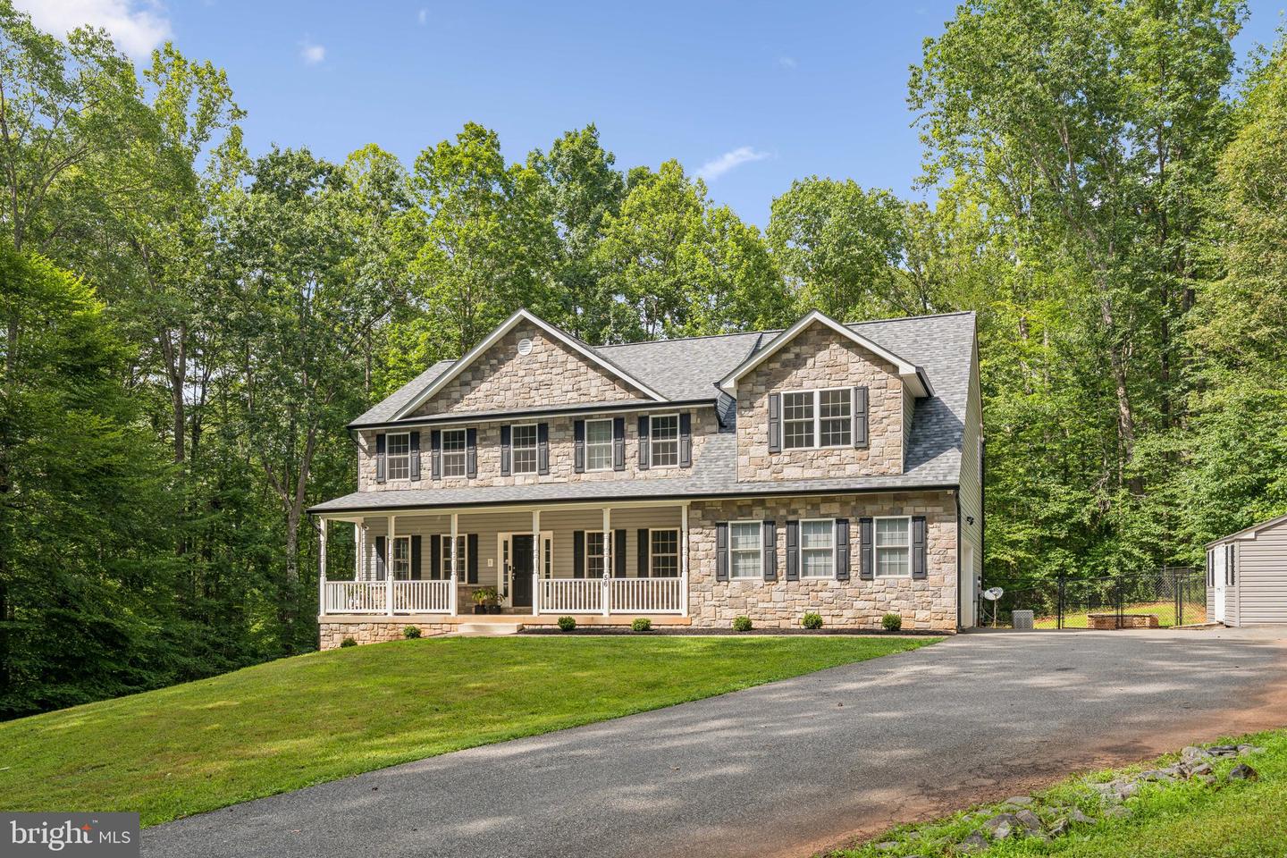 56 KINSLEY LN, FREDERICKSBURG, Virginia 22406, 4 Bedrooms Bedrooms, ,4 BathroomsBathrooms,Residential,For sale,56 KINSLEY LN,VAST2040594 MLS # VAST2040594