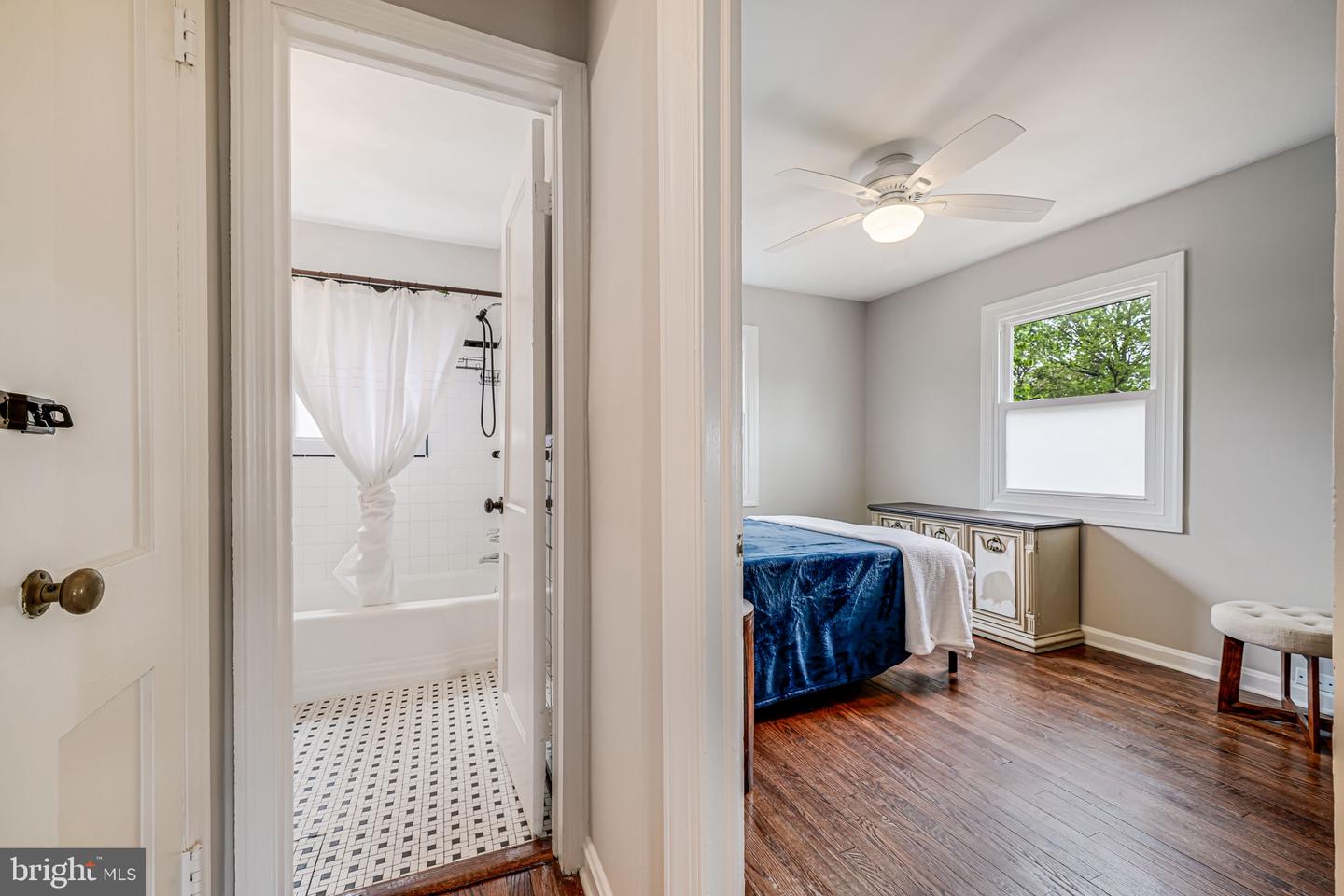 5822 FIFER DR, ALEXANDRIA, Virginia 22303, 2 Bedrooms Bedrooms, ,1 BathroomBathrooms,Residential,For sale,5822 FIFER DR,VAFX2254218 MLS # VAFX2254218