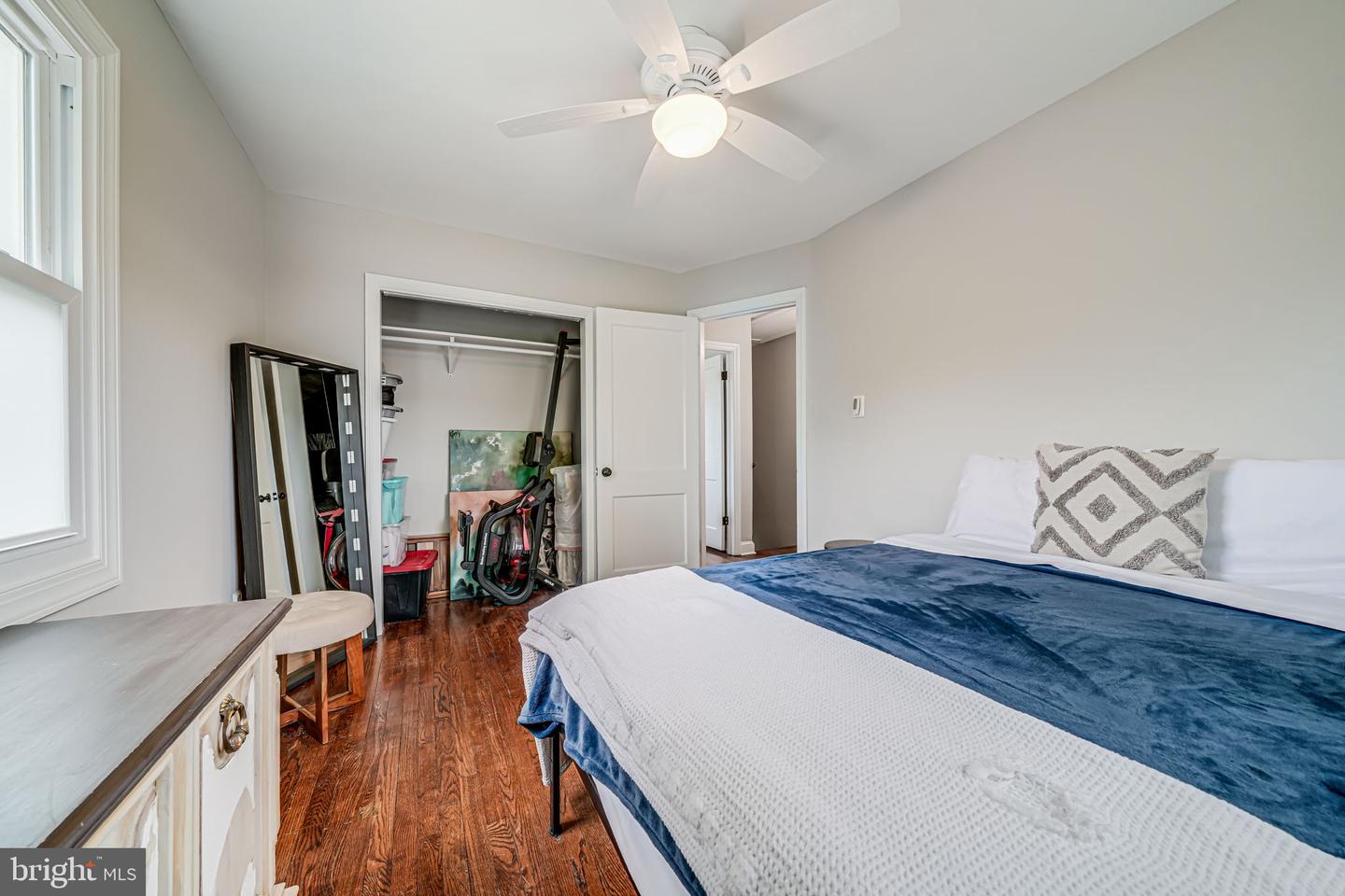 5822 FIFER DR, ALEXANDRIA, Virginia 22303, 2 Bedrooms Bedrooms, ,1 BathroomBathrooms,Residential,For sale,5822 FIFER DR,VAFX2254218 MLS # VAFX2254218