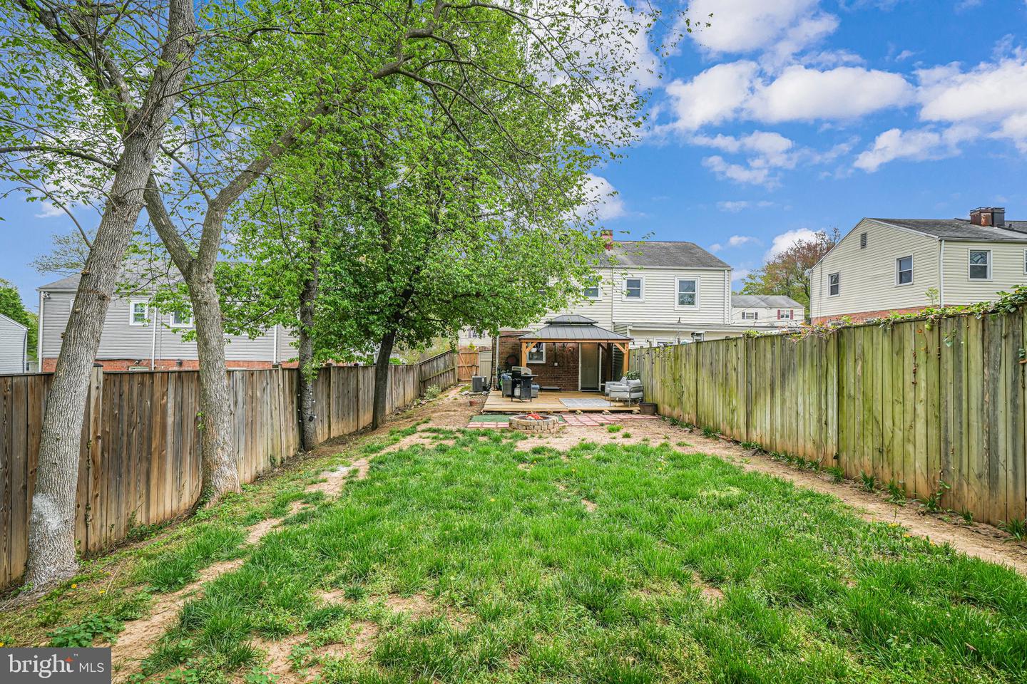 5822 FIFER DR, ALEXANDRIA, Virginia 22303, 2 Bedrooms Bedrooms, ,1 BathroomBathrooms,Residential,For sale,5822 FIFER DR,VAFX2254218 MLS # VAFX2254218