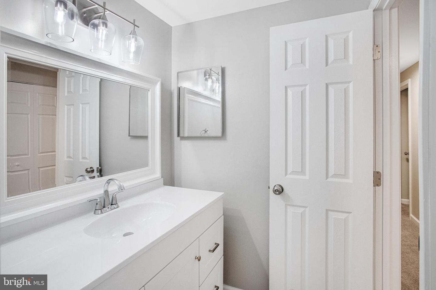 4696 FISHERMANS CV, DUMFRIES, Virginia 22025, 4 Bedrooms Bedrooms, ,2 BathroomsBathrooms,Residential,For sale,4696 FISHERMANS CV,VAPW2098754 MLS # VAPW2098754