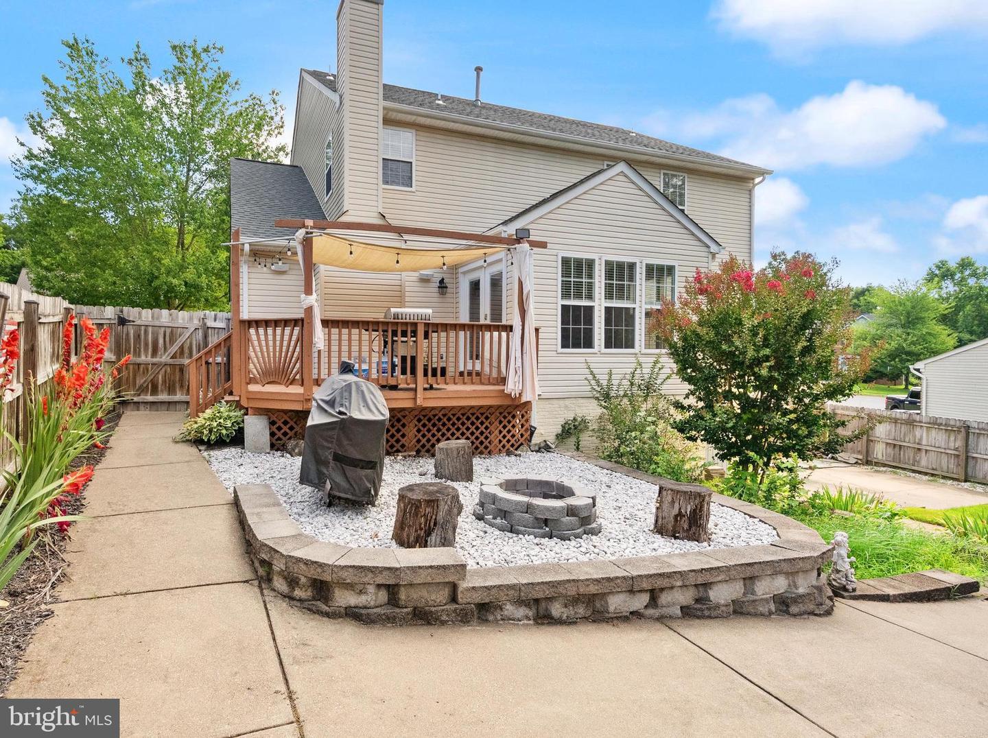 14 WESTCHESTER CT, STAFFORD, Virginia 22554, 5 Bedrooms Bedrooms, ,3 BathroomsBathrooms,Residential,For sale,14 WESTCHESTER CT,VAST2040622 MLS # VAST2040622