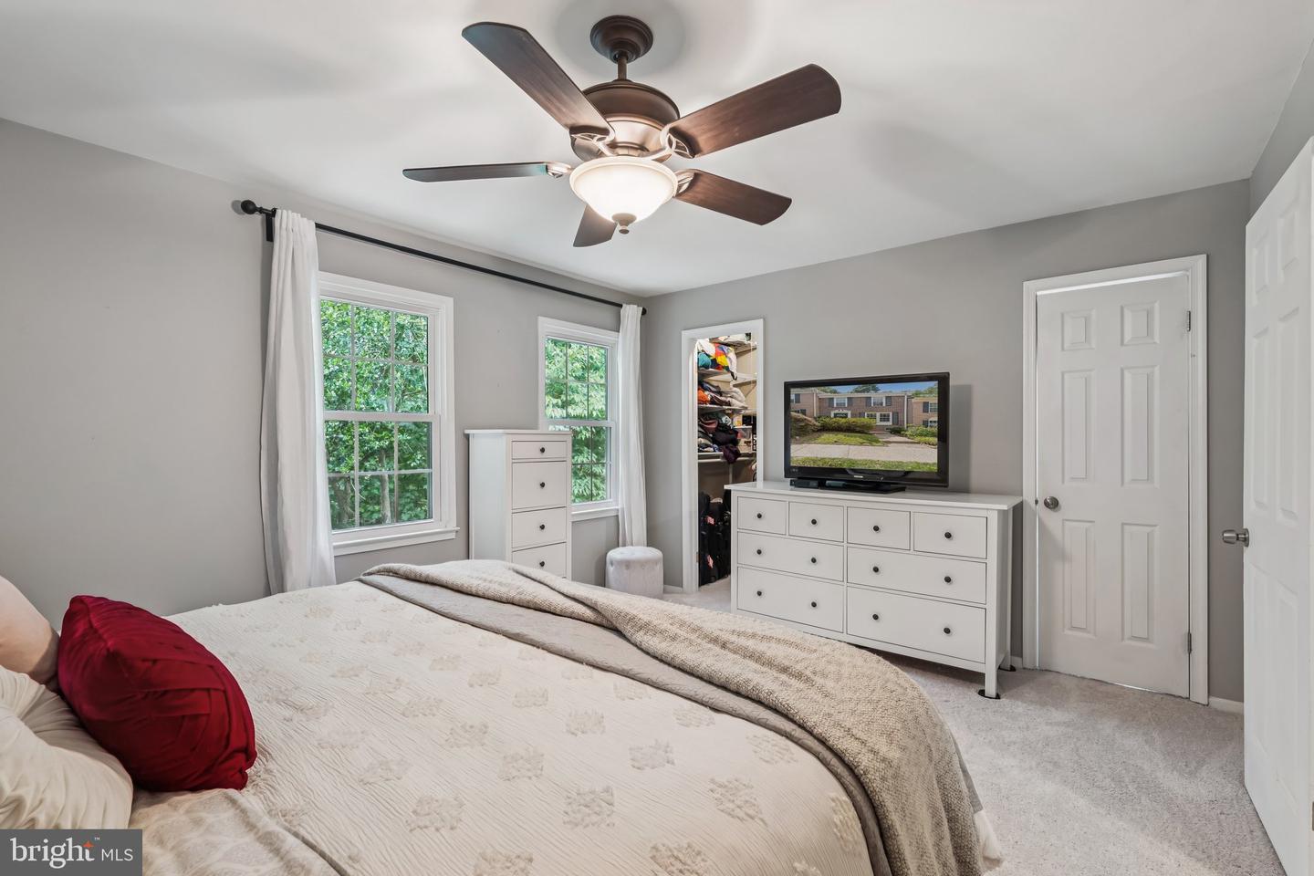 2408 WANDA WAY, RESTON, Virginia 20191, 3 Bedrooms Bedrooms, ,2 BathroomsBathrooms,Residential,For sale,2408 WANDA WAY,VAFX2254522 MLS # VAFX2254522