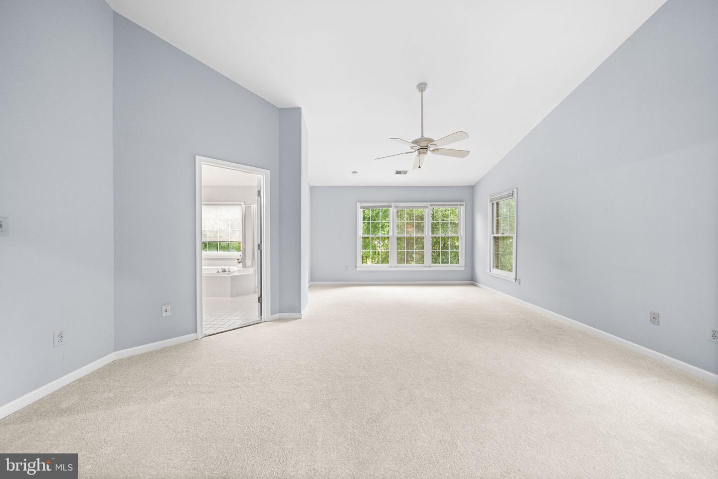 2725 BARONHURST DR, VIENNA, Virginia 22181, 3 Bedrooms Bedrooms, ,3 BathroomsBathrooms,Residential,For sale,2725 BARONHURST DR,VAFX2254240 MLS # VAFX2254240