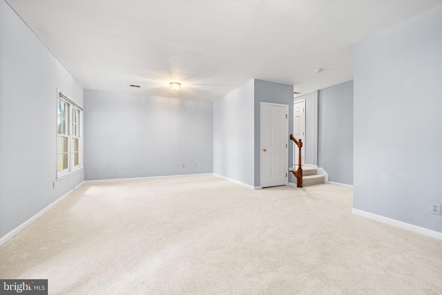 2725 BARONHURST DR, VIENNA, Virginia 22181, 3 Bedrooms Bedrooms, ,3 BathroomsBathrooms,Residential,For sale,2725 BARONHURST DR,VAFX2254240 MLS # VAFX2254240