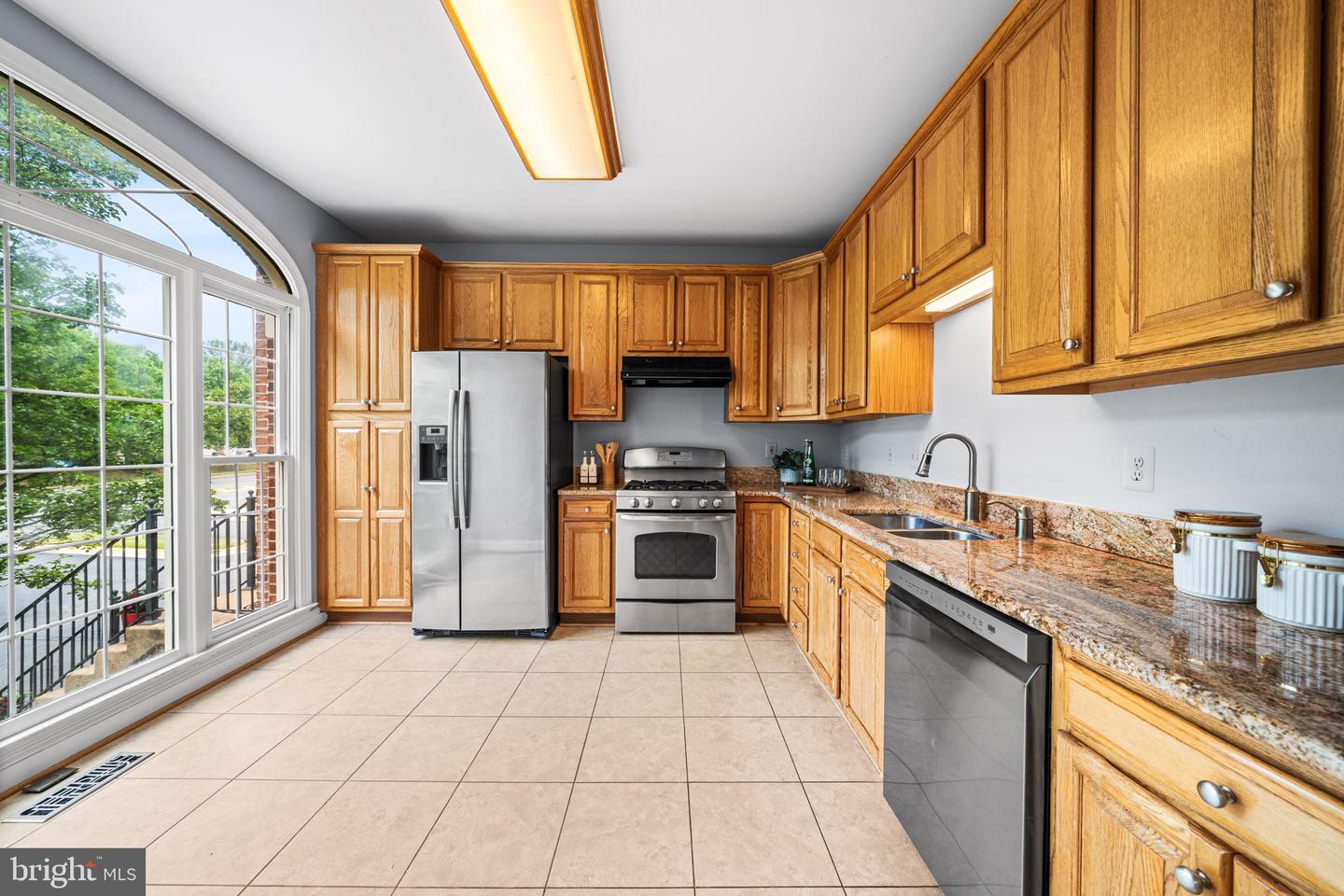 2725 BARONHURST DR, VIENNA, Virginia 22181, 3 Bedrooms Bedrooms, ,3 BathroomsBathrooms,Residential,For sale,2725 BARONHURST DR,VAFX2254240 MLS # VAFX2254240