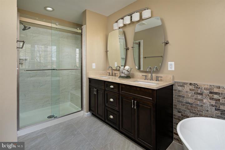 22051 CHELSY PAIGE SQ, ASHBURN, Virginia 20148, 3 Bedrooms Bedrooms, ,2 BathroomsBathrooms,Residential,For sale,22051 CHELSY PAIGE SQ,VALO2101474 MLS # VALO2101474