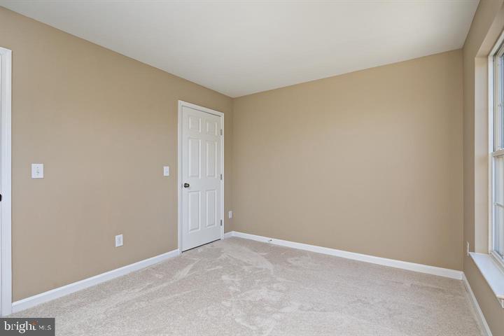 22051 CHELSY PAIGE SQ, ASHBURN, Virginia 20148, 3 Bedrooms Bedrooms, ,2 BathroomsBathrooms,Residential,For sale,22051 CHELSY PAIGE SQ,VALO2101474 MLS # VALO2101474