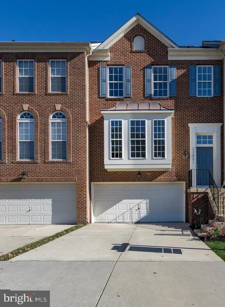 22051 CHELSY PAIGE SQ, ASHBURN, Virginia 20148, 3 Bedrooms Bedrooms, ,2 BathroomsBathrooms,Residential,For sale,22051 CHELSY PAIGE SQ,VALO2101474 MLS # VALO2101474