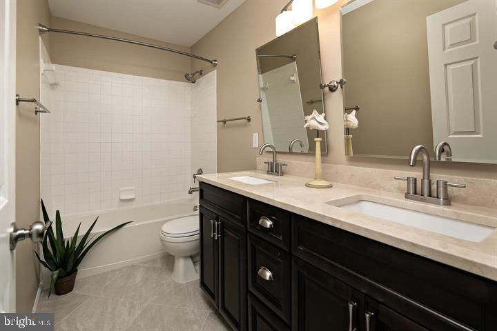 22051 CHELSY PAIGE SQ, ASHBURN, Virginia 20148, 3 Bedrooms Bedrooms, ,2 BathroomsBathrooms,Residential,For sale,22051 CHELSY PAIGE SQ,VALO2101474 MLS # VALO2101474