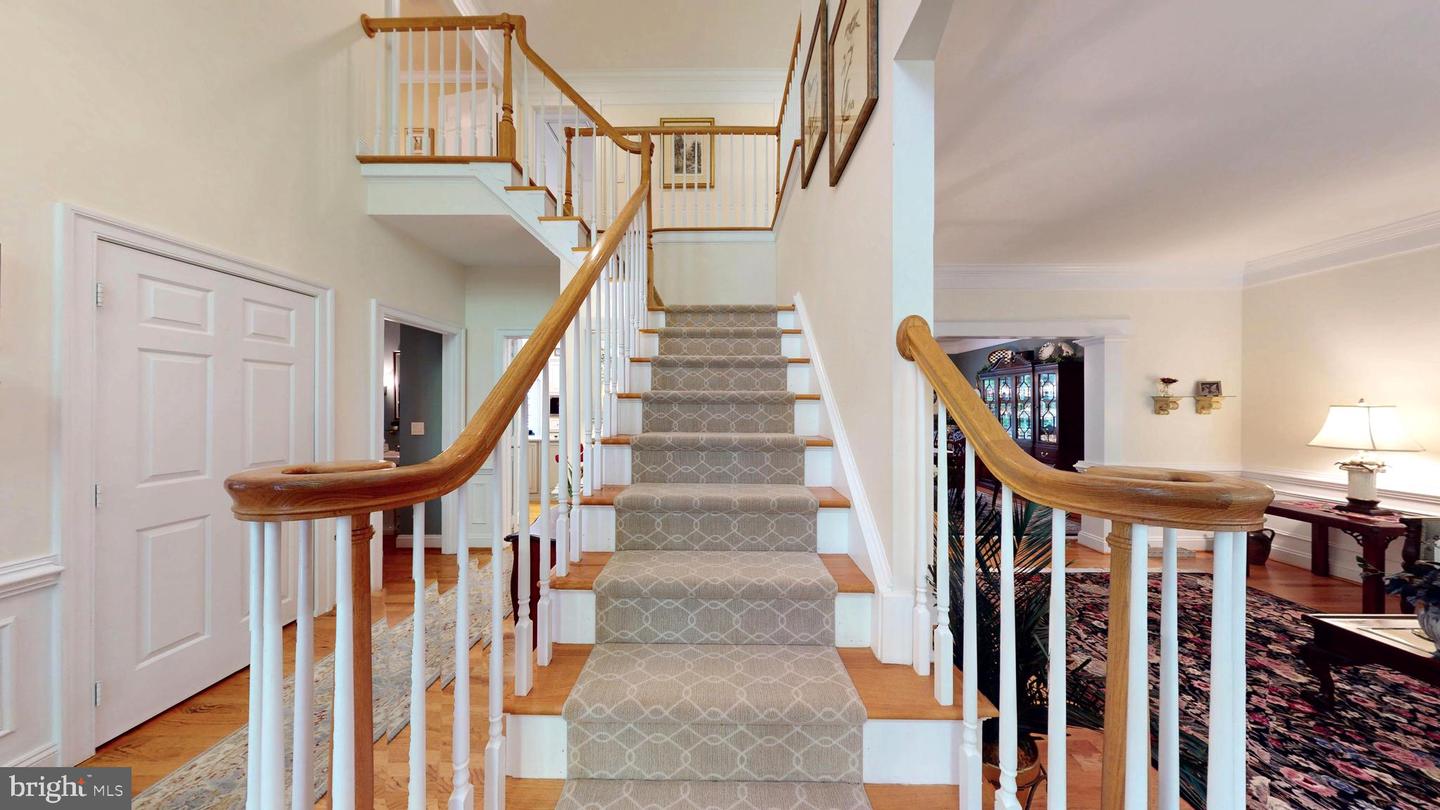 7565 MARSHALL DR, ANNANDALE, Virginia 22003, 5 Bedrooms Bedrooms, ,4 BathroomsBathrooms,Residential,For sale,7565 MARSHALL DR,VAFX2254244 MLS # VAFX2254244