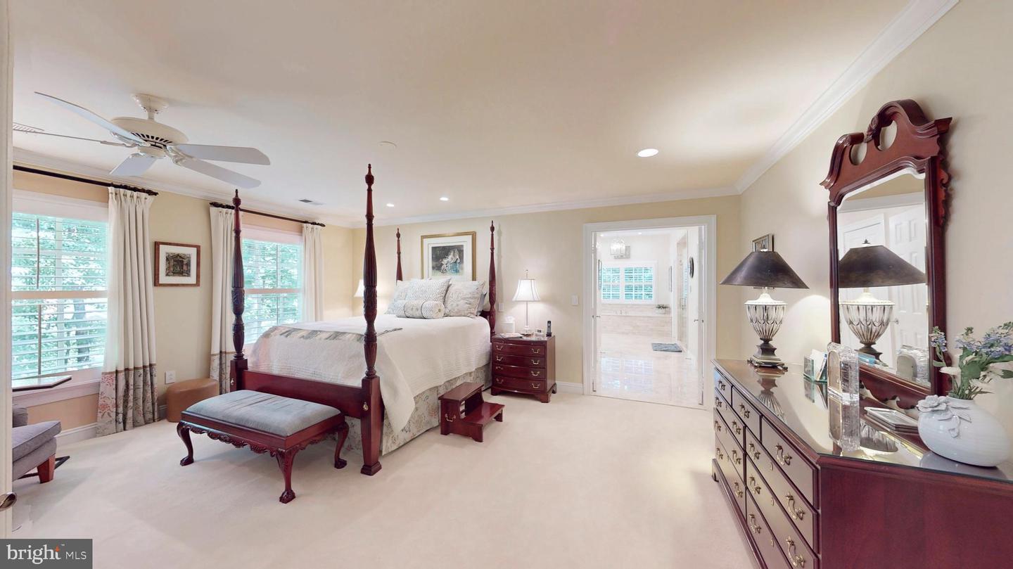 7565 MARSHALL DR, ANNANDALE, Virginia 22003, 5 Bedrooms Bedrooms, ,4 BathroomsBathrooms,Residential,For sale,7565 MARSHALL DR,VAFX2254244 MLS # VAFX2254244