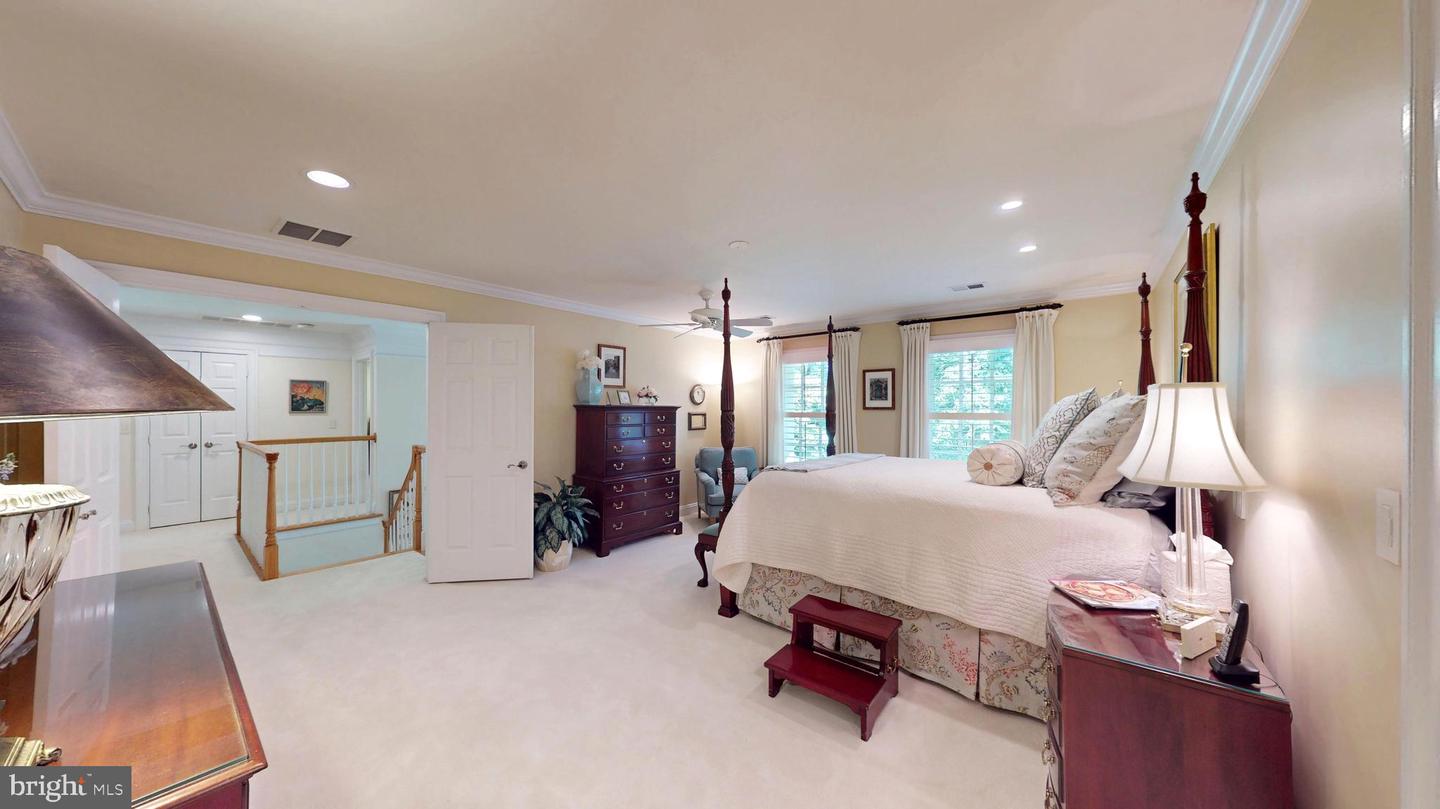 7565 MARSHALL DR, ANNANDALE, Virginia 22003, 5 Bedrooms Bedrooms, ,4 BathroomsBathrooms,Residential,For sale,7565 MARSHALL DR,VAFX2254244 MLS # VAFX2254244