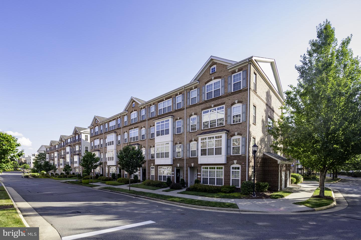 19261 HARLOW SQ, LEESBURG, Virginia 20176, 3 Bedrooms Bedrooms, ,2 BathroomsBathrooms,Residential,For sale,19261 HARLOW SQ,VALO2101480 MLS # VALO2101480