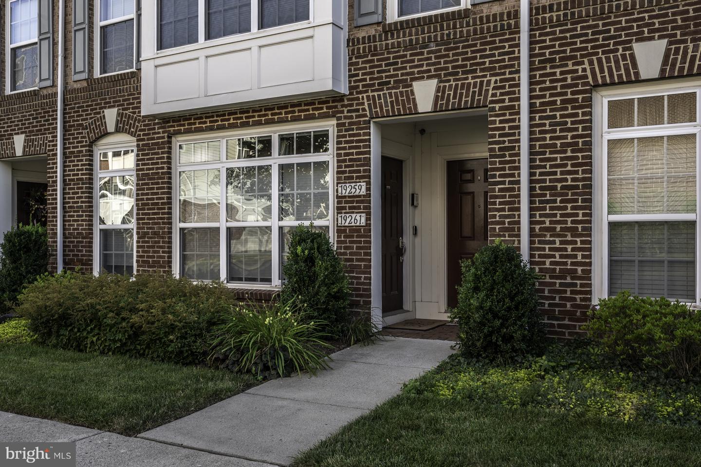 19261 HARLOW SQ, LEESBURG, Virginia 20176, 3 Bedrooms Bedrooms, ,2 BathroomsBathrooms,Residential,For sale,19261 HARLOW SQ,VALO2101480 MLS # VALO2101480