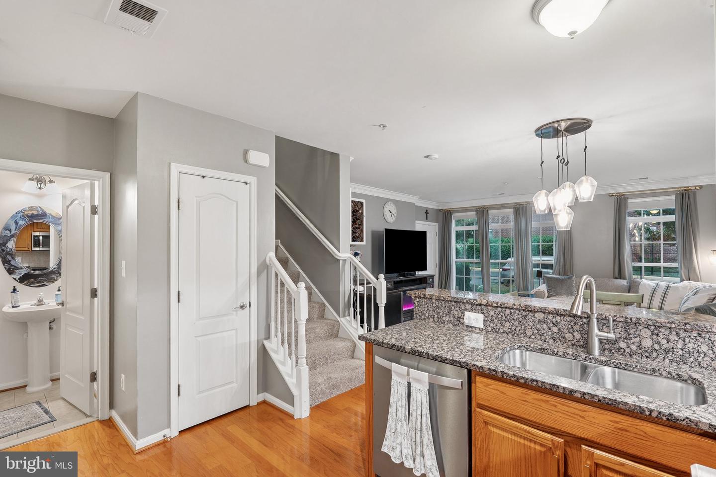 19261 HARLOW SQ, LEESBURG, Virginia 20176, 3 Bedrooms Bedrooms, ,2 BathroomsBathrooms,Residential,For sale,19261 HARLOW SQ,VALO2101480 MLS # VALO2101480