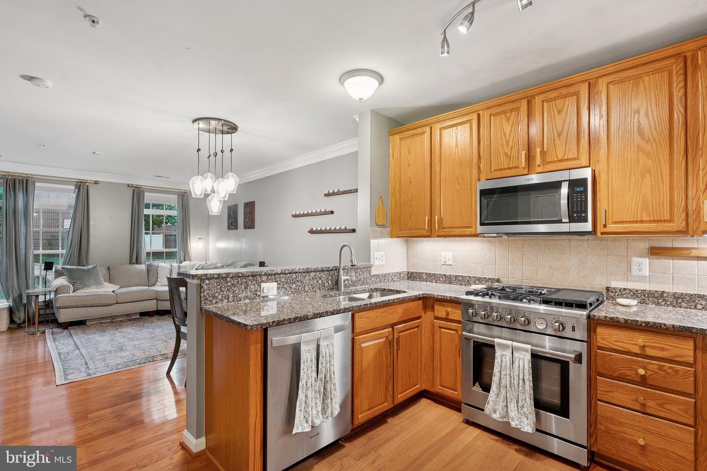19261 HARLOW SQ, LEESBURG, Virginia 20176, 3 Bedrooms Bedrooms, ,2 BathroomsBathrooms,Residential,For sale,19261 HARLOW SQ,VALO2101480 MLS # VALO2101480