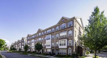 19261 HARLOW SQ, LEESBURG, Virginia 20176, 3 Bedrooms Bedrooms, ,2 BathroomsBathrooms,Residential,For sale,19261 HARLOW SQ,VALO2101480 MLS # VALO2101480