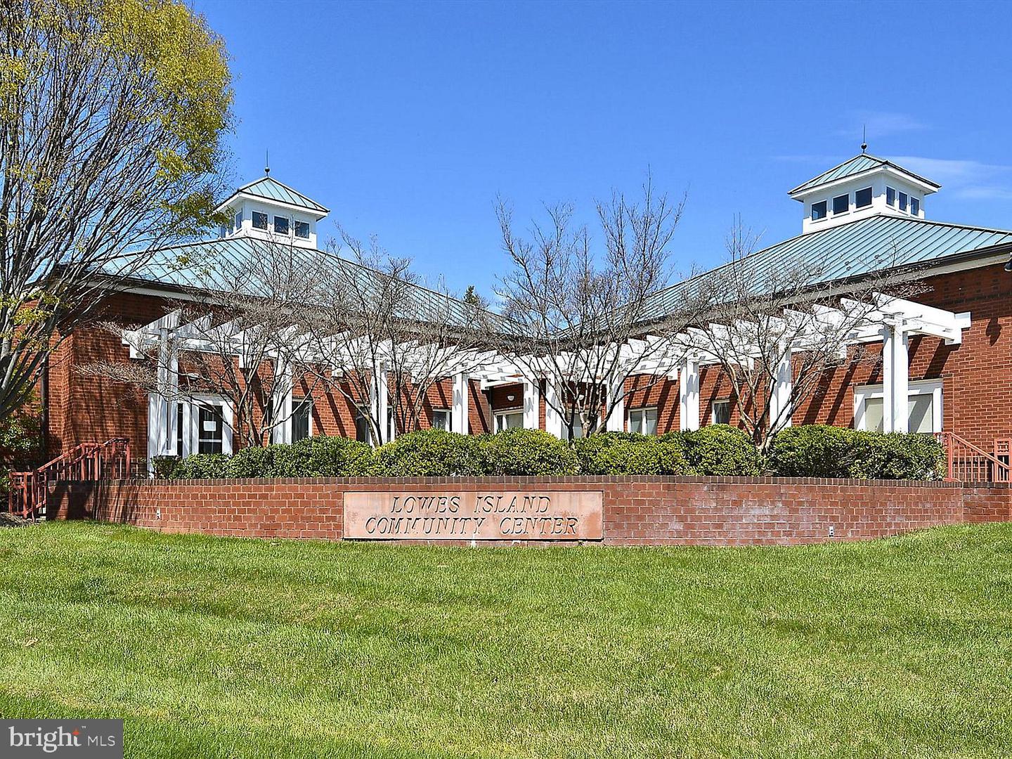 20549 GRANT CT, STERLING, Virginia 20165, 5 Bedrooms Bedrooms, 15 Rooms Rooms,4 BathroomsBathrooms,Residential,For sale,20549 GRANT CT,VALO2101486 MLS # VALO2101486